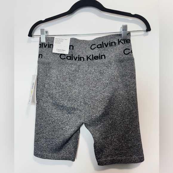 Bundle Calvin Klein Performance Seamless Ribbed Shorts - Picture 8 of 16